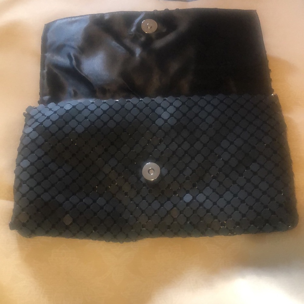 Cool Small RSVP Black Chain Maille Clutch - Picture 3 of 9